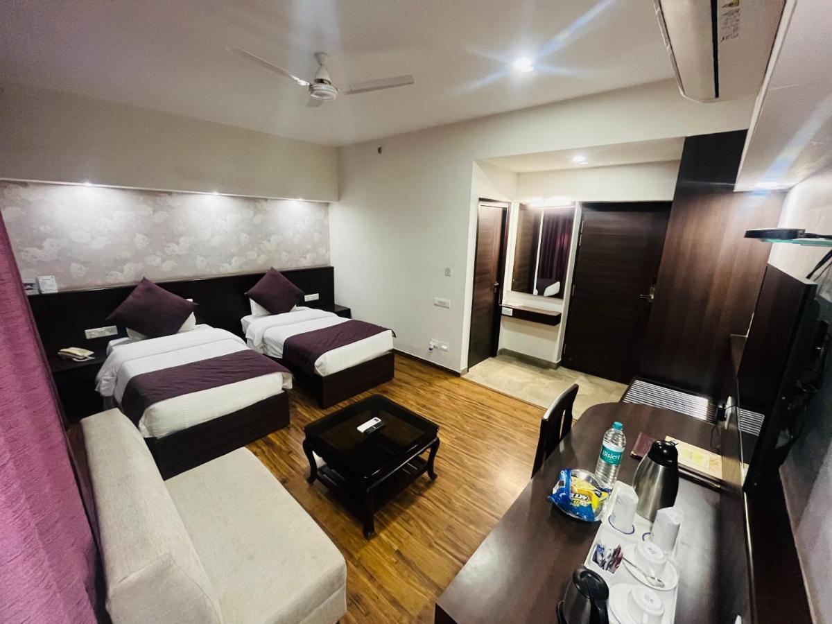 Hotel The Great Ganga Rishīkesh Extérieur photo